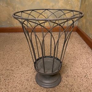PartyLite garden hurricane